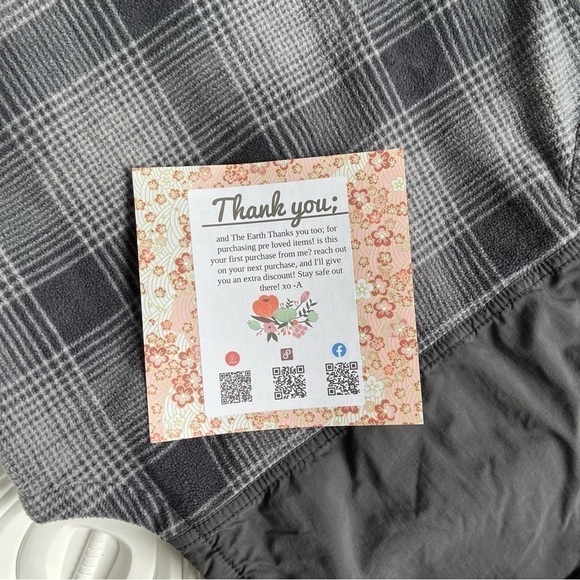 - Xs  Columbia fleece vest - Picture 7 of 10